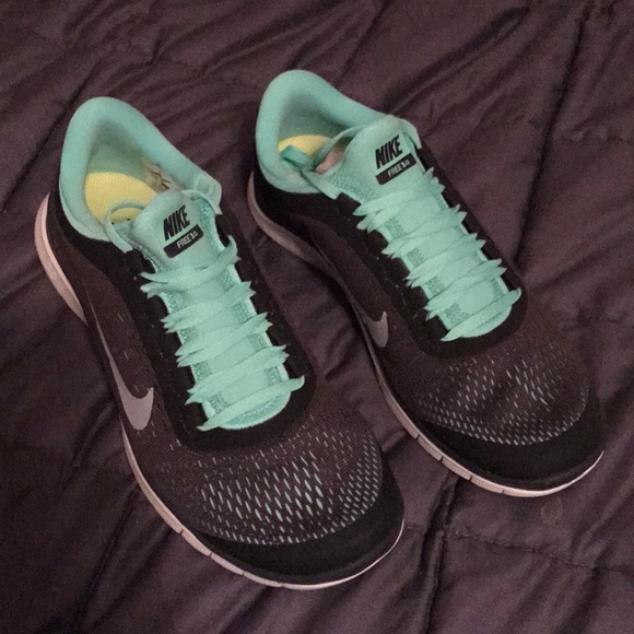 nike free 3.0 v5 mint green